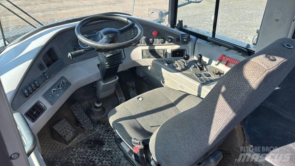 Volvo A 30 F Dumper - Knickgelenk