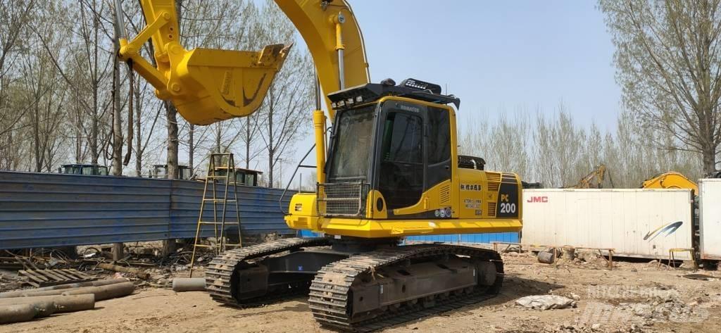 Komatsu PC 200-8 Raupenbagger