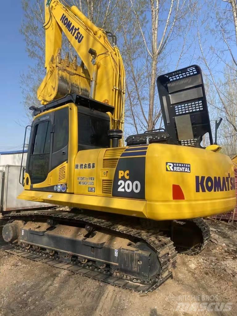 Komatsu PC 200-8 Raupenbagger