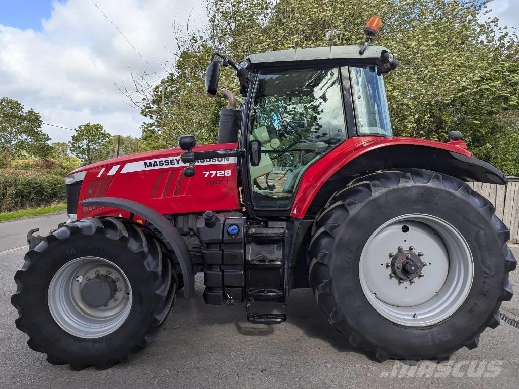 Massey Ferguson 7726 Traktoren