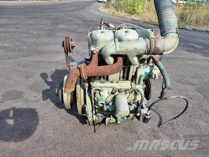  Engines F2L912 Transport Sonstige