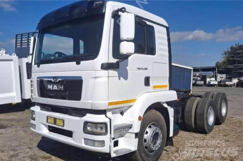 MAN TGM 25-280 Andere Fahrzeuge
