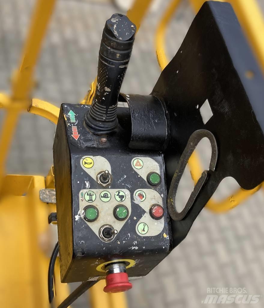 Haulotte Compact 10 Scheren-Arbeitsbühnen