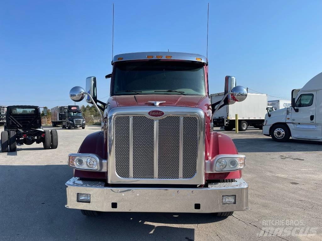 Peterbilt 567 Sattelzugmaschinen