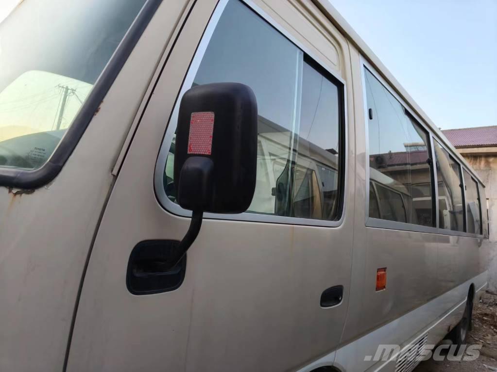 Toyota Coaster Bus Minibusse