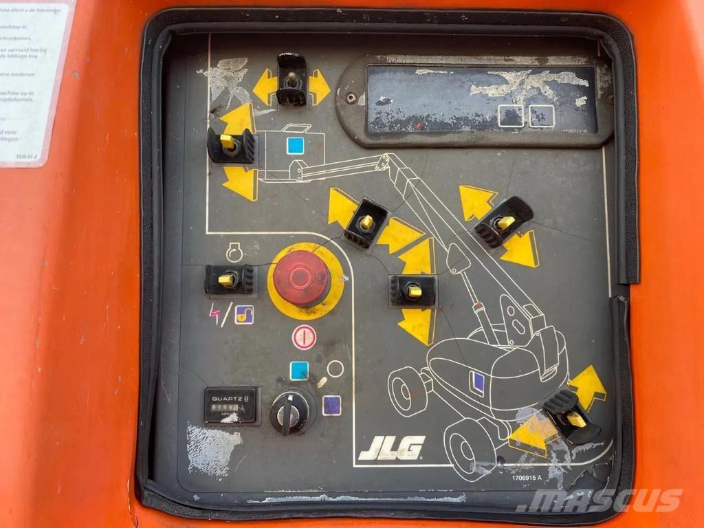 JLG 660SJ Teleskopbühnen