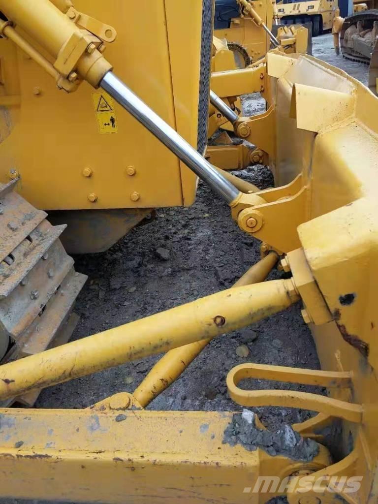 Shantui SD16 Bulldozer