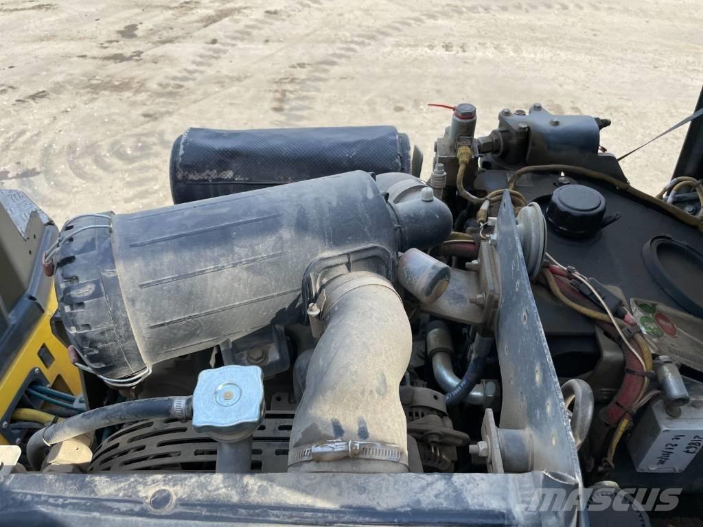 Bomag BW 100 AD-5 Tandemwalzen