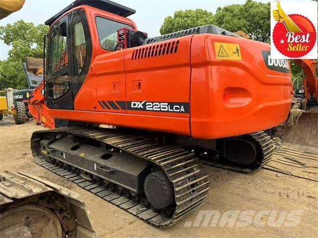 Doosan DX 225 LCA Raupenbagger