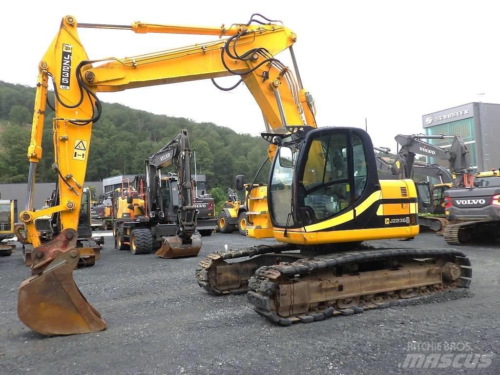 JCB JZ 235 LC Raupenbagger