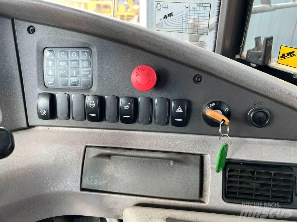 Volvo A35G Dumper - Knickgelenk