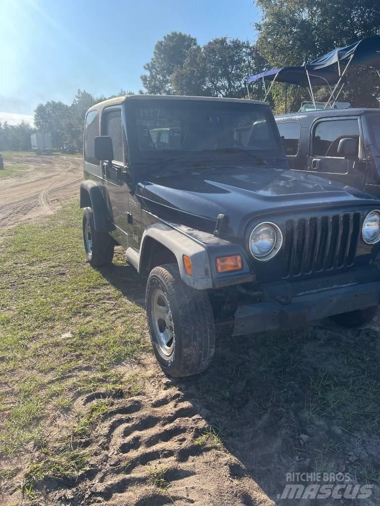 Jeep Wrangler PKWs