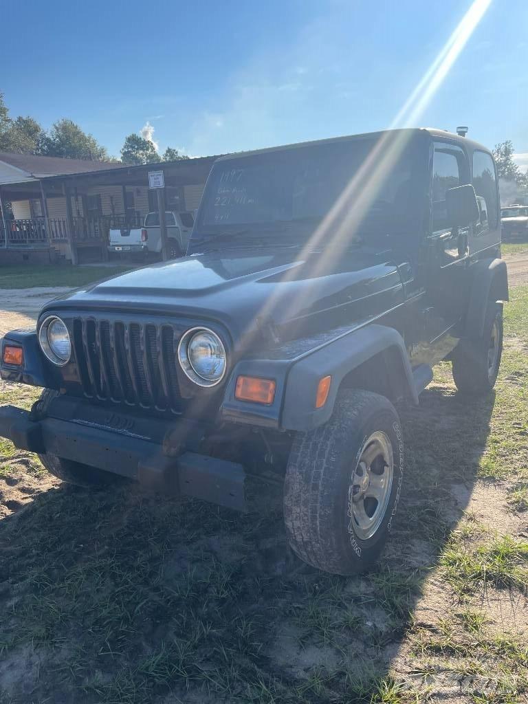 Jeep Wrangler PKWs