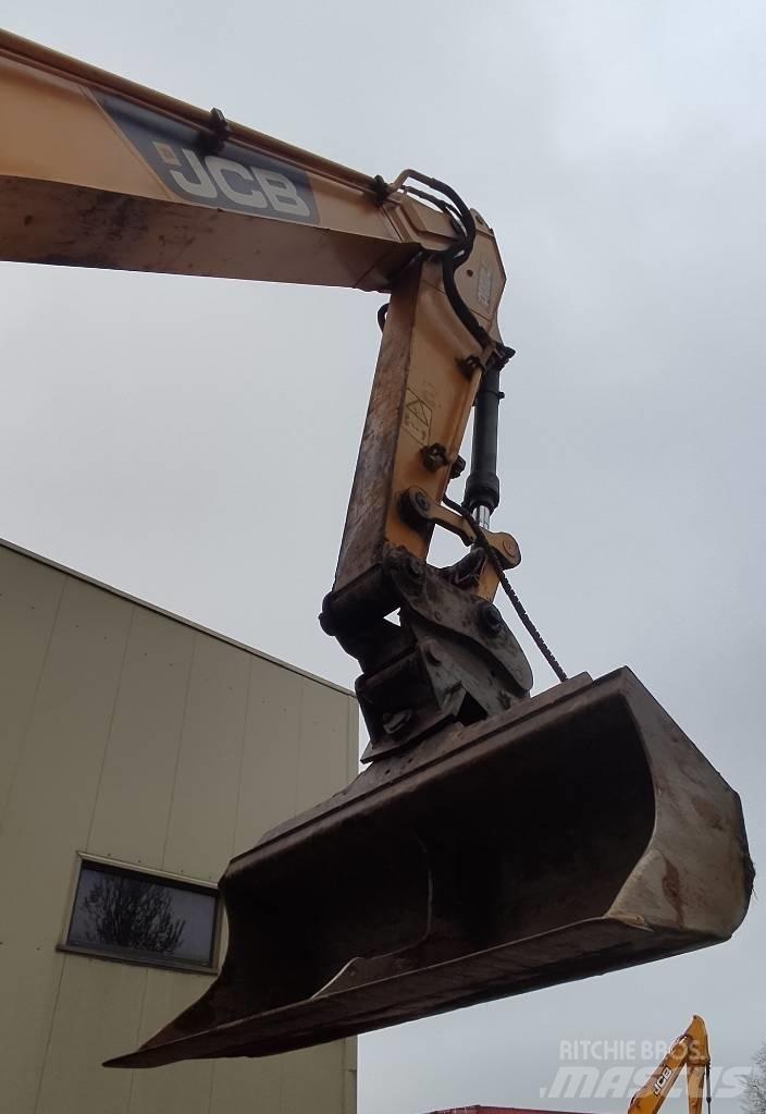 JCB JS 220 LC Raupenbagger