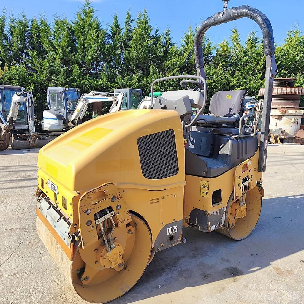 Volvo DD 25 Tandemwalzen