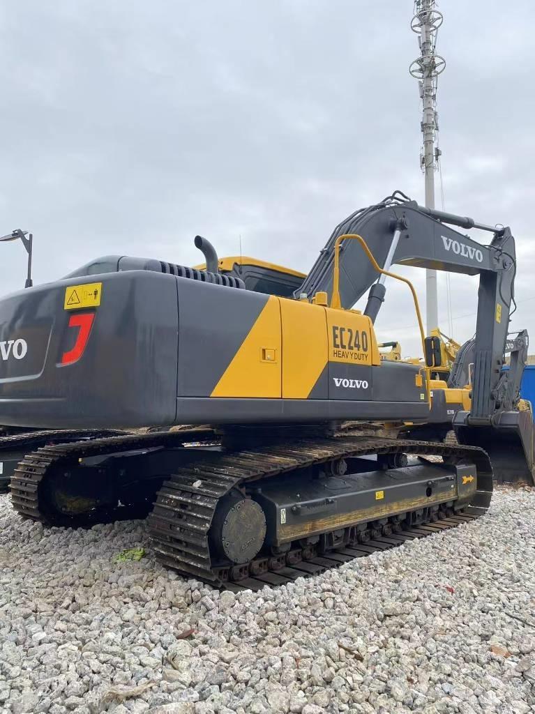 Volvo 240D Raupenbagger