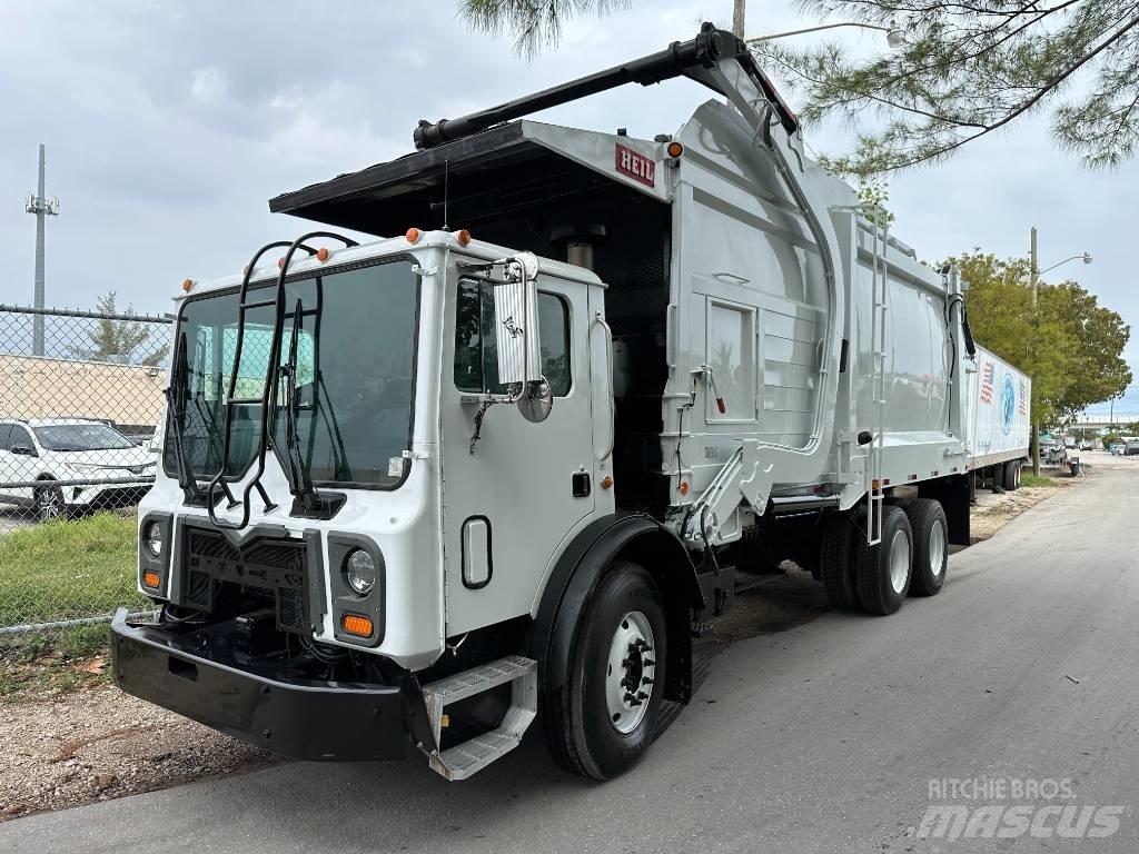Mack MRU Müllwagen