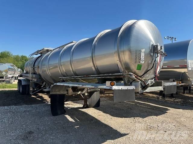  NOVA MC307 7000 GAL Tankanhänger