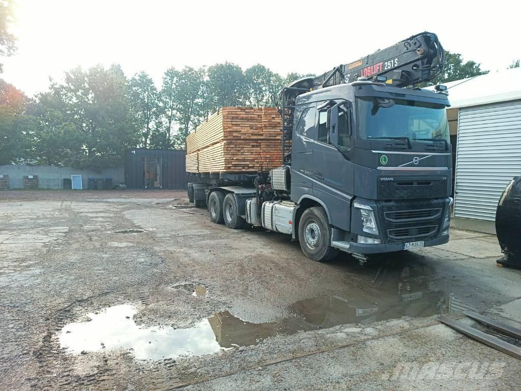 Volvo 540 Holztransporter