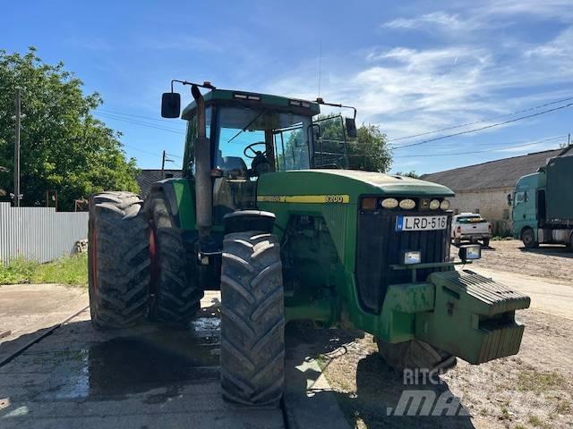 John Deere 8200 Traktoren
