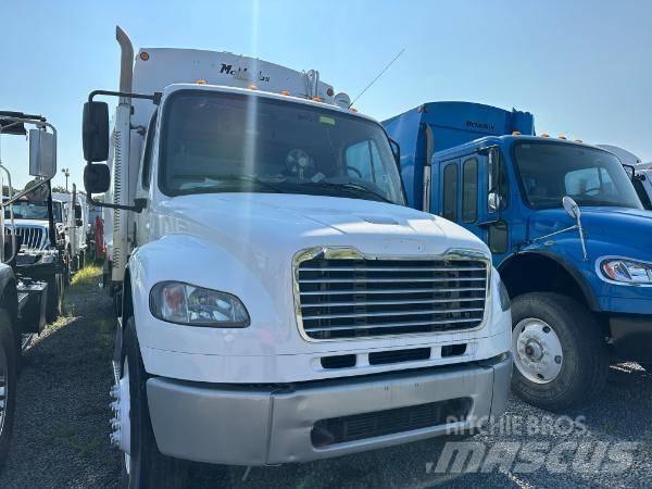 Freightliner M2 Müllwagen