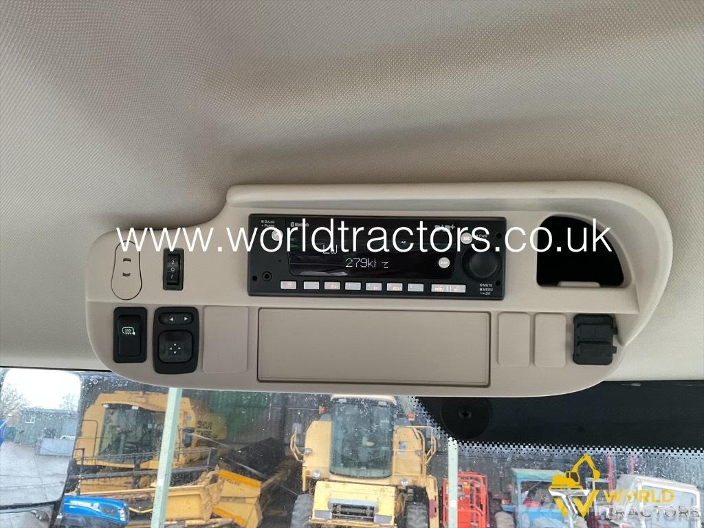 John Deere 6R 215 Traktoren