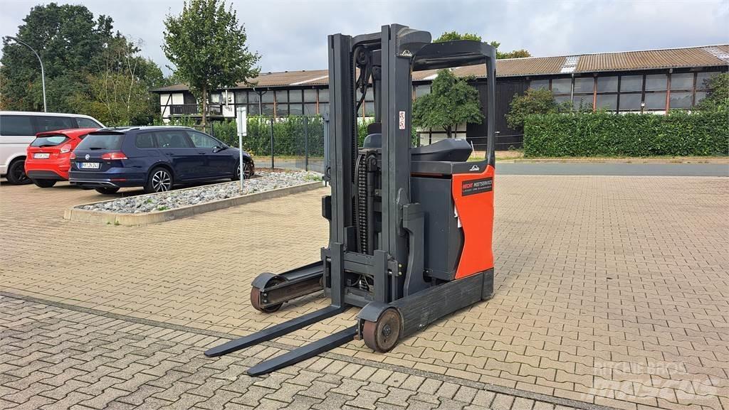 Linde R14B Schubmaststapler