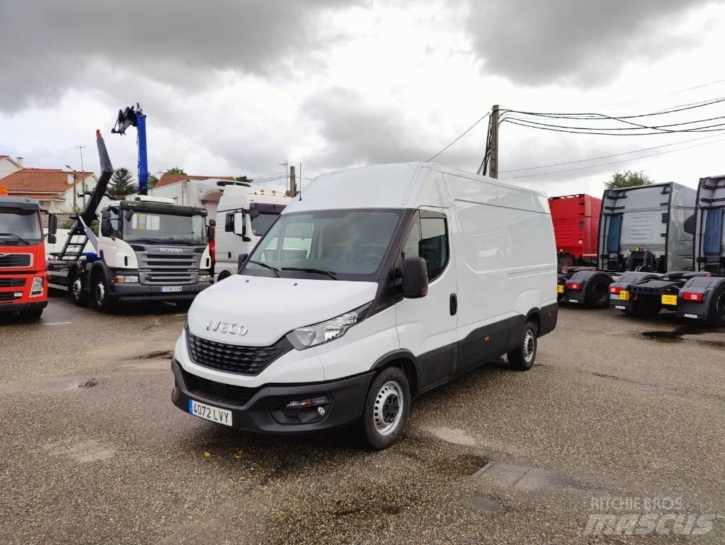 Iveco Daily 35 S 16 Lieferwagen