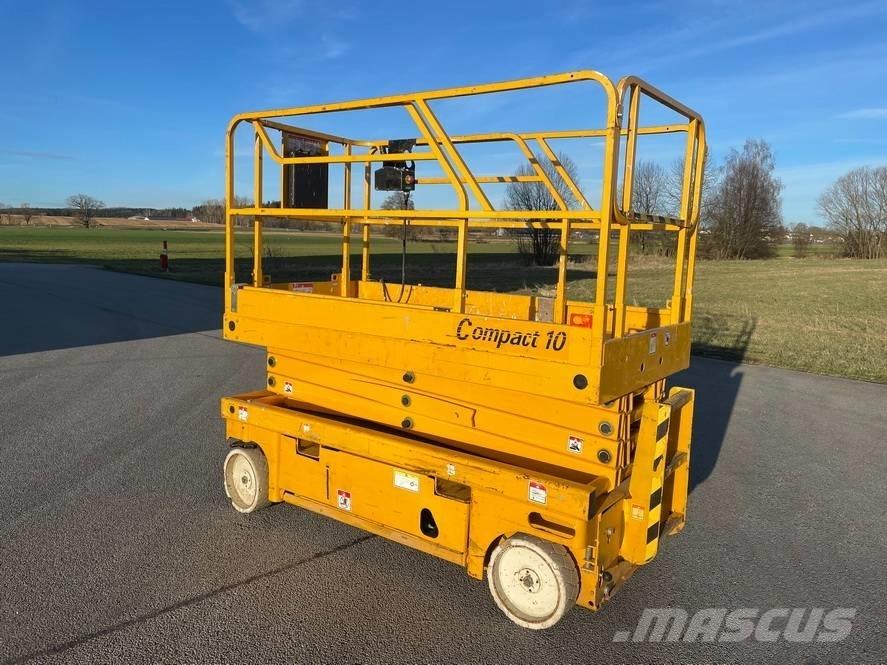 Haulotte Compact 10 Scheren-Arbeitsbühnen
