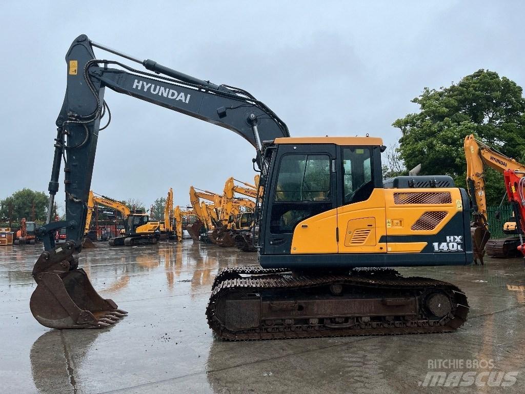 Hyundai HX140L Raupenbagger