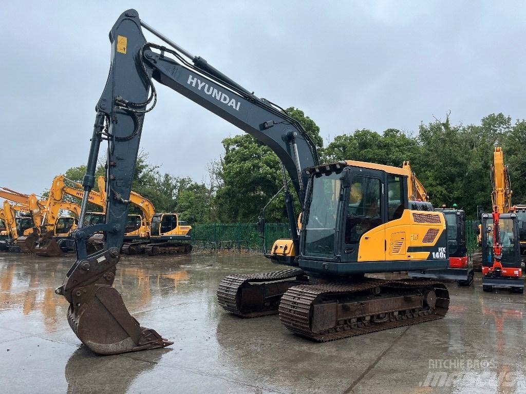 Hyundai HX140L Raupenbagger