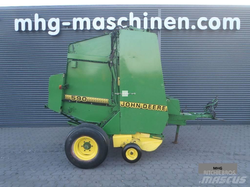 John Deere 590 Rundballenpressen