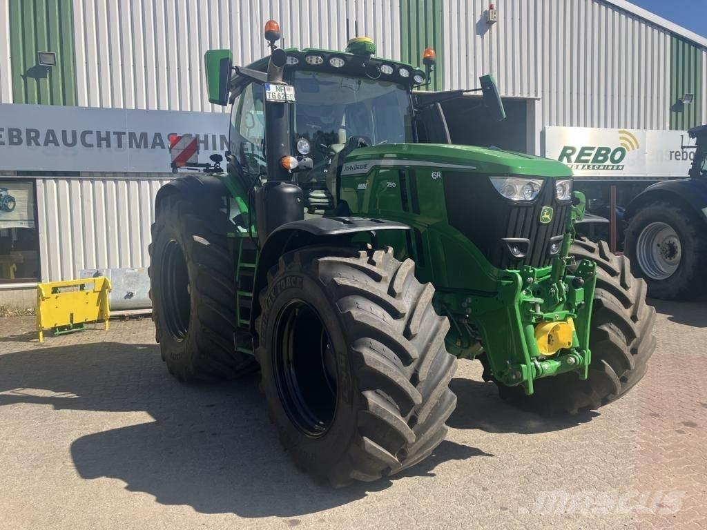 John Deere 6R250 Traktoren