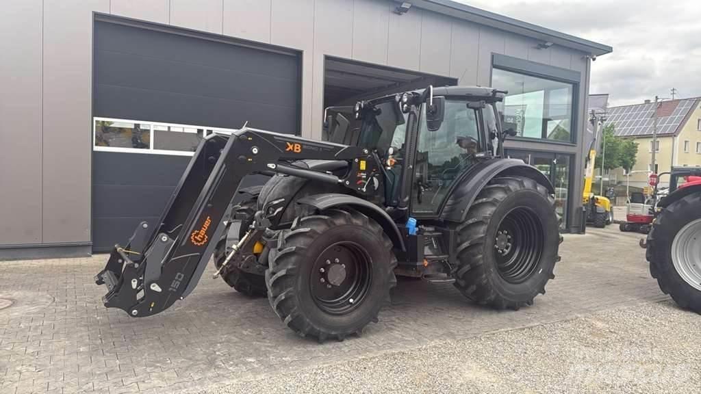 Valtra N175 Traktoren