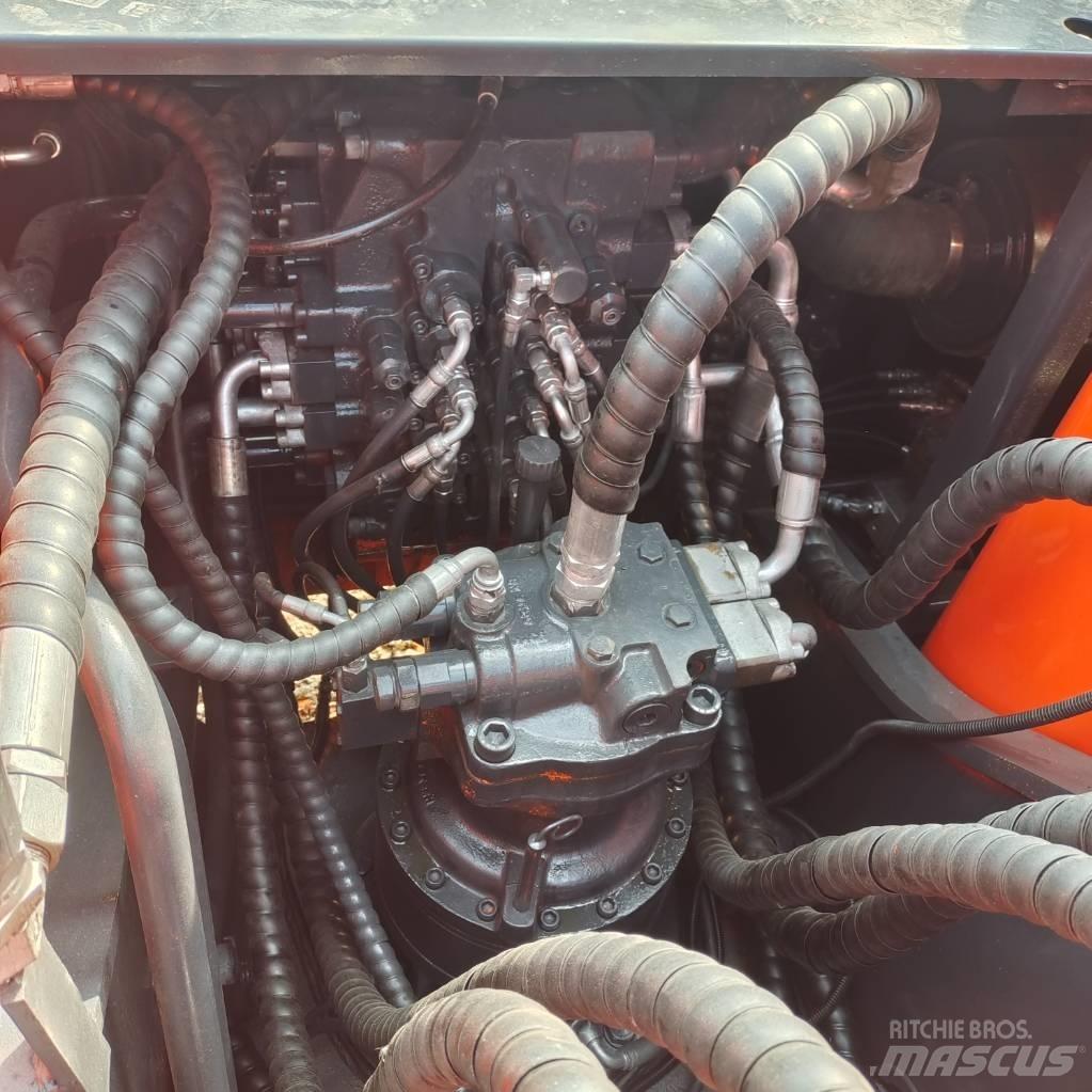 Doosan DX225LC-9C Raupenbagger
