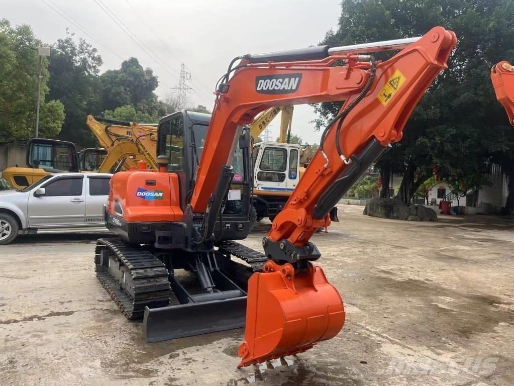 Doosan DX55-9C Minibagger < 7t