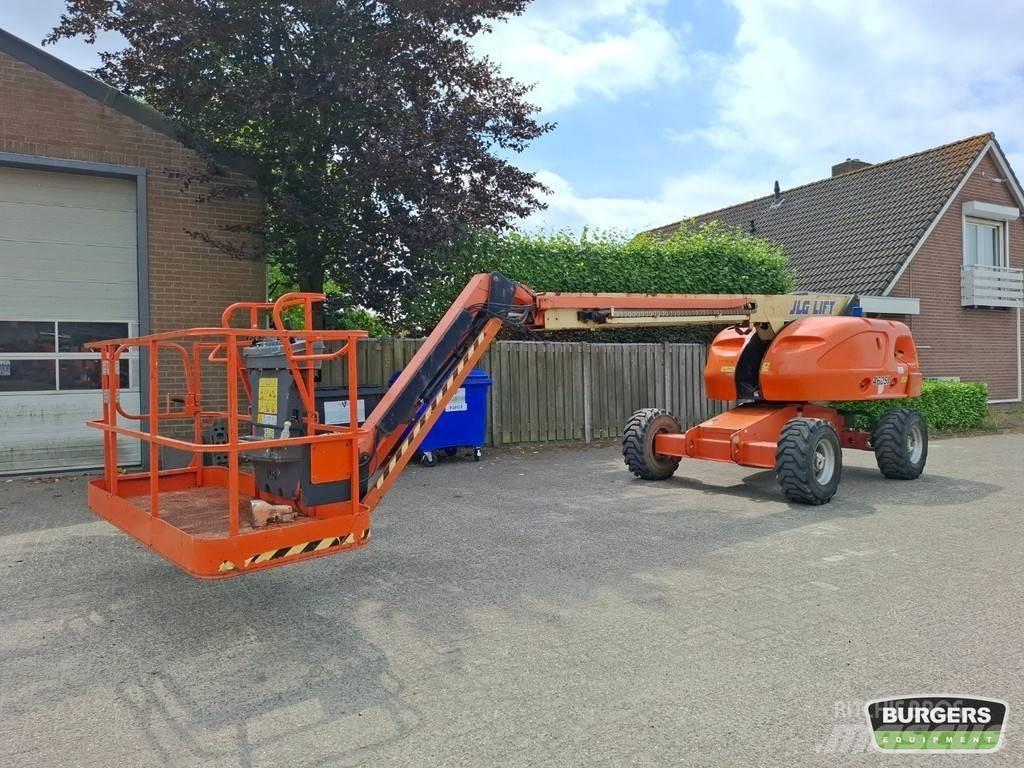 JLG 460SJ Teleskopbühnen