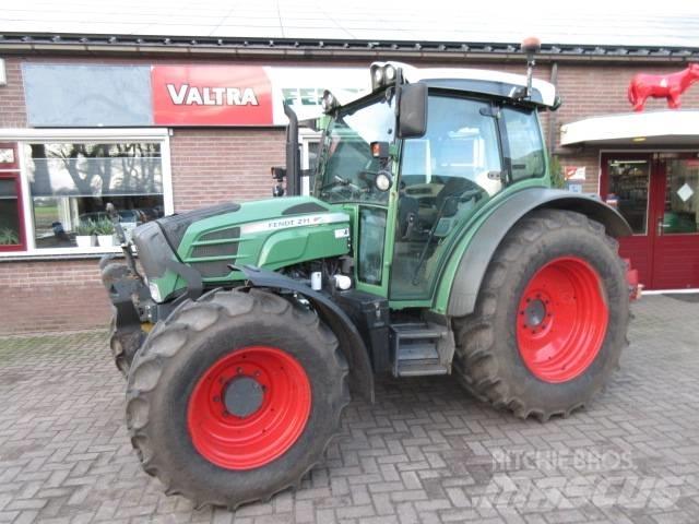 Fendt 211 Vario Traktoren