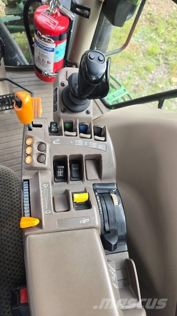 John Deere 6150 R Traktoren
