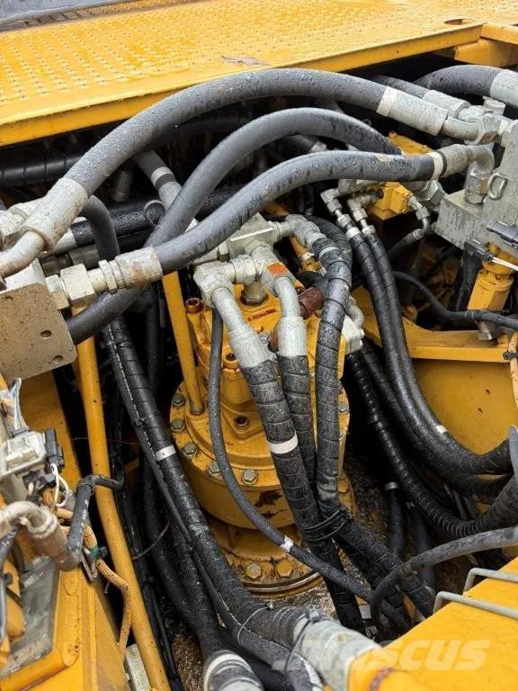 CAT 324DL Raupenbagger