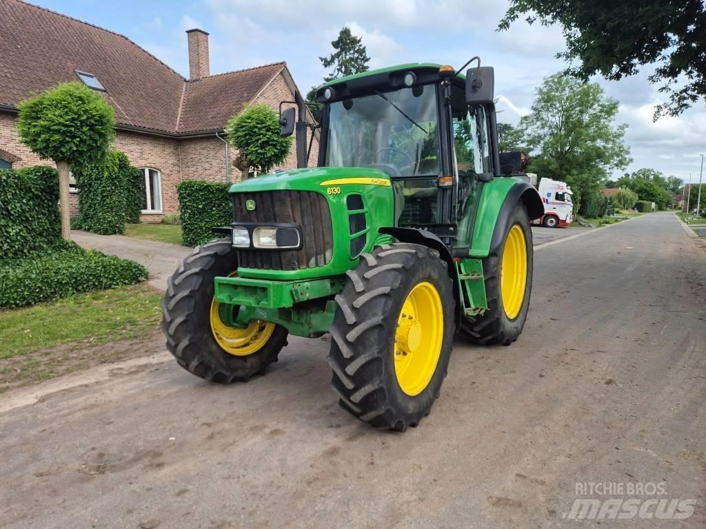 John Deere 6130 Traktoren