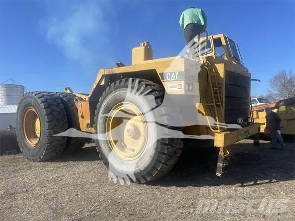 CAT 777B Dumper - Knickgelenk