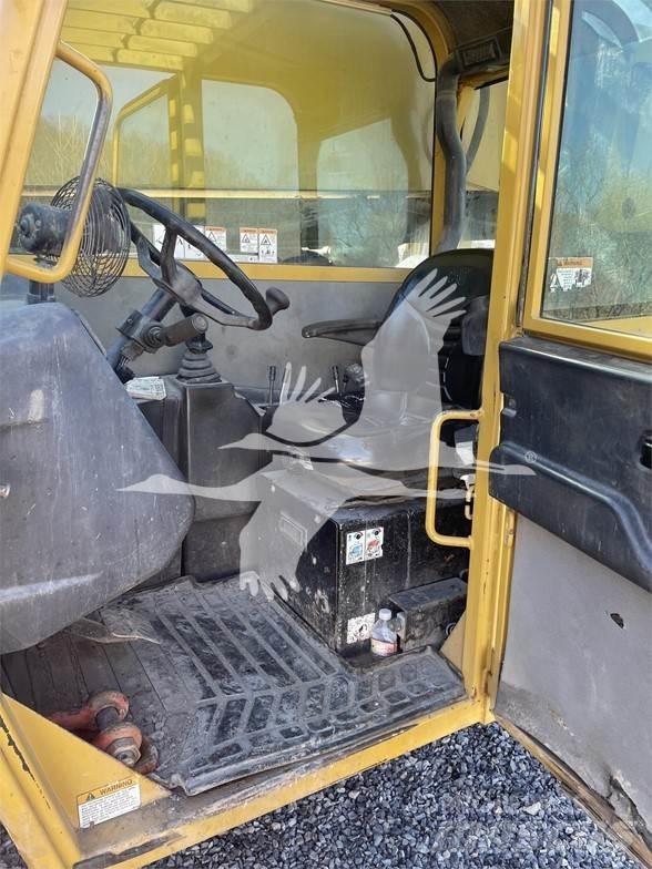 CAT TL1055 Teleskoplader