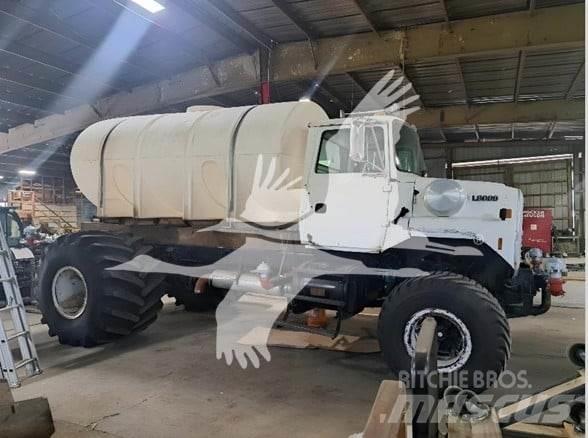 Ford 8000 Wassertanker