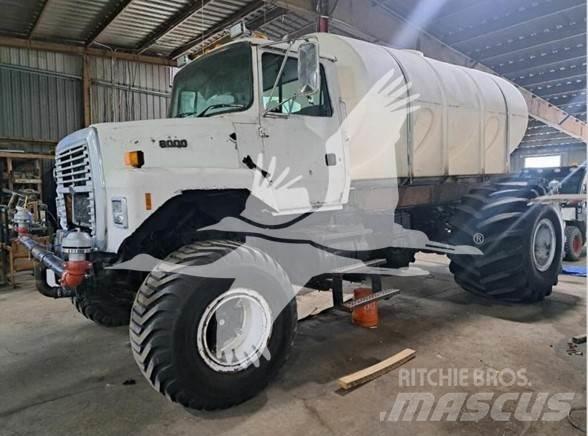 Ford 8000 Wassertanker