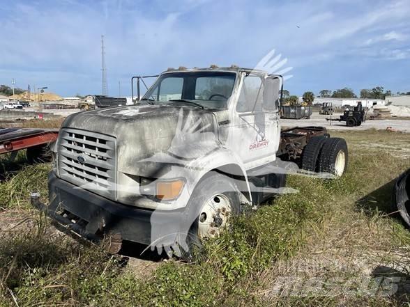 Ford F800 Wechselfahrgestell