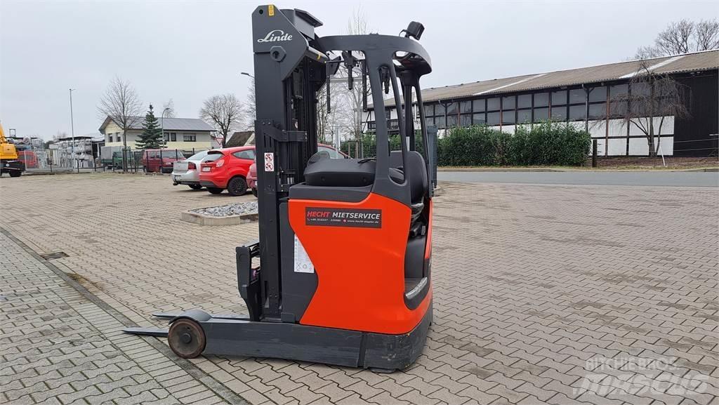 Linde R14 Schubmaststapler