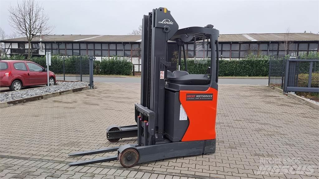 Linde R14 Schubmaststapler