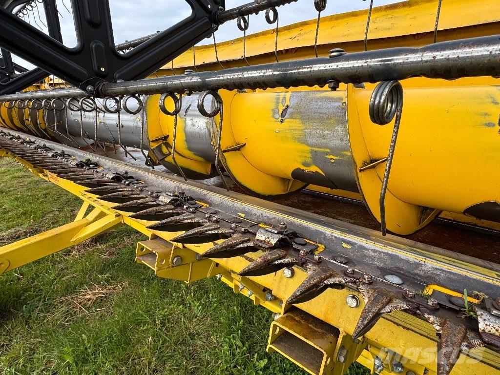 New Holland CX 8070 Mähdrescher