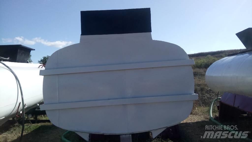  Water tank 8600 lt Transport Sonstige